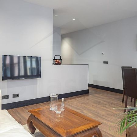Chambre Noir Apartamento Oviedo Dış mekan fotoğraf