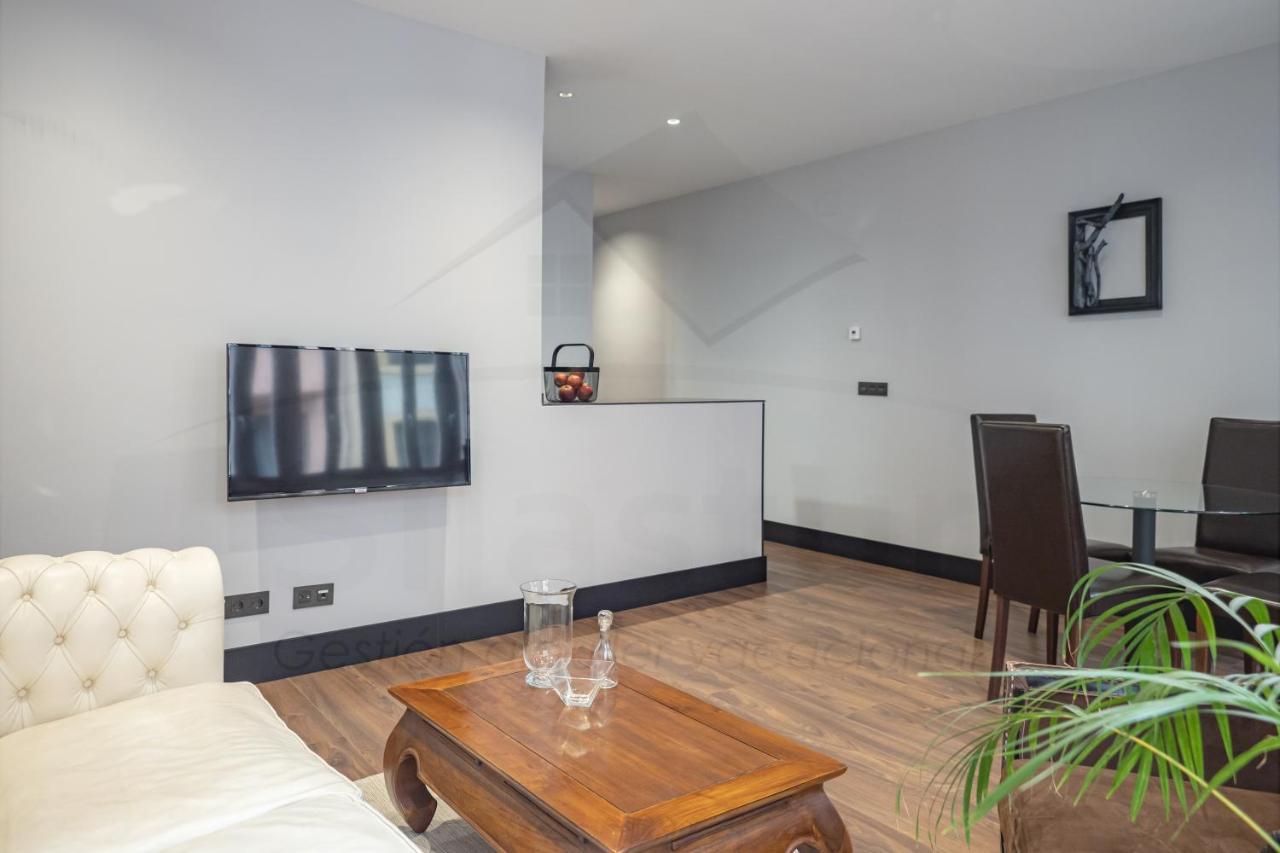 Chambre Noir Apartamento Oviedo Dış mekan fotoğraf