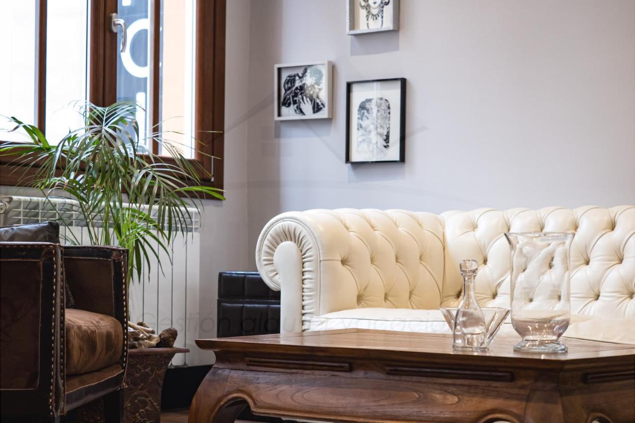 Chambre Noir Apartamento Oviedo Dış mekan fotoğraf